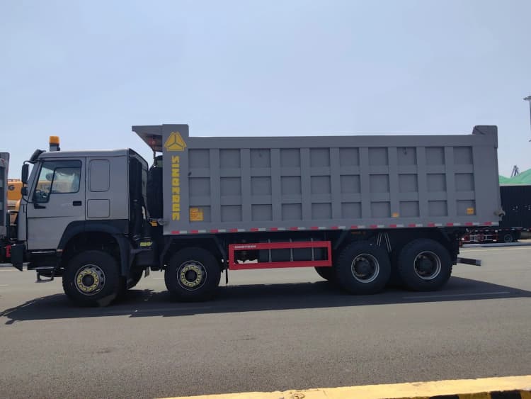 Reman Howo 400 8x4 Tipper Truck 4 Heavy Tippers Reman Sinotruk Howo 400 8x4 Truck for Sale