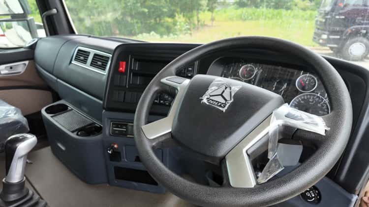 Reman Howo TX 8x4 Tipper Truck U Shape 6 China Tipper Truck Reman Sinotruk Howo TX 8x4 Price