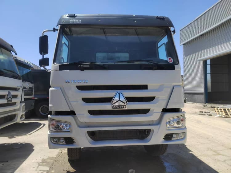 Reman Howo 8x4 Tipper Truck 7 Used Sinotruk Reman Howo 8x4 Tipper Truck Prix