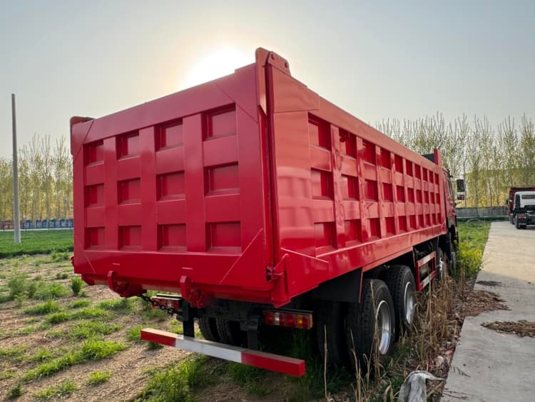 Reman Howo 8x4 371 Tipper Truck 6 Used Sinotruck Reman Tipper Truck 8x4