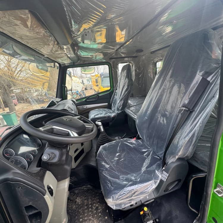 Reman Howo NX 12 Wheeler Tipper Truck 7 Chinese Heavy Reman Tipper Trucks Howo NX 10 Wheeler for Sale