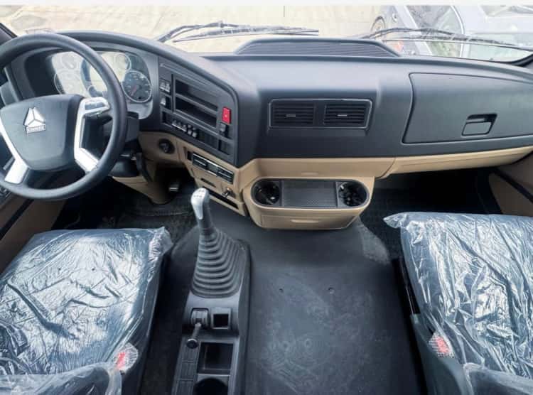 Reman Howo NX Dump Truck 8x4 6 Reman Heavy Dump Trucks Howo NX 8x4 for Sale