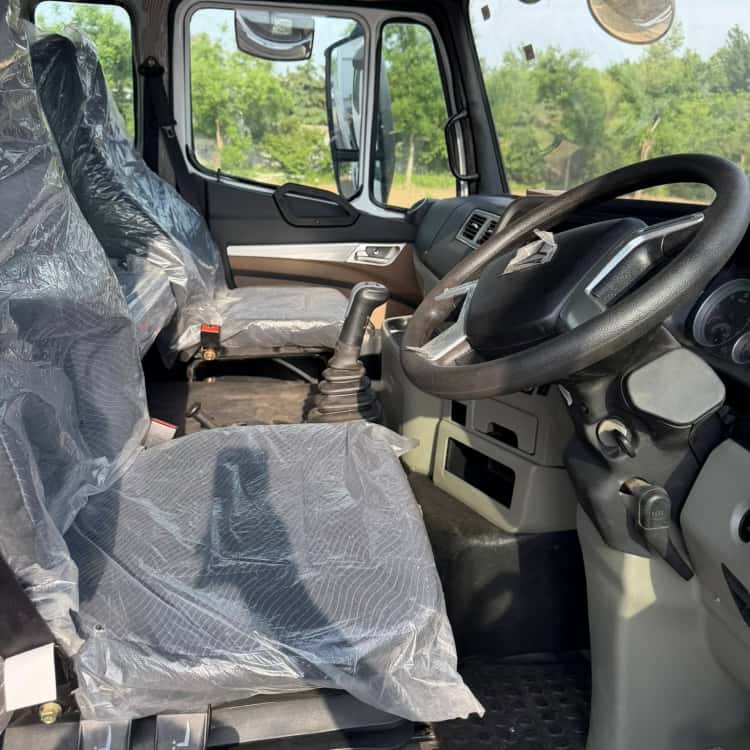 Reman Howo NX Tipper Truck 6x4 8 Reman Truck Tippers Howo NX 10 Wheelers for Sale